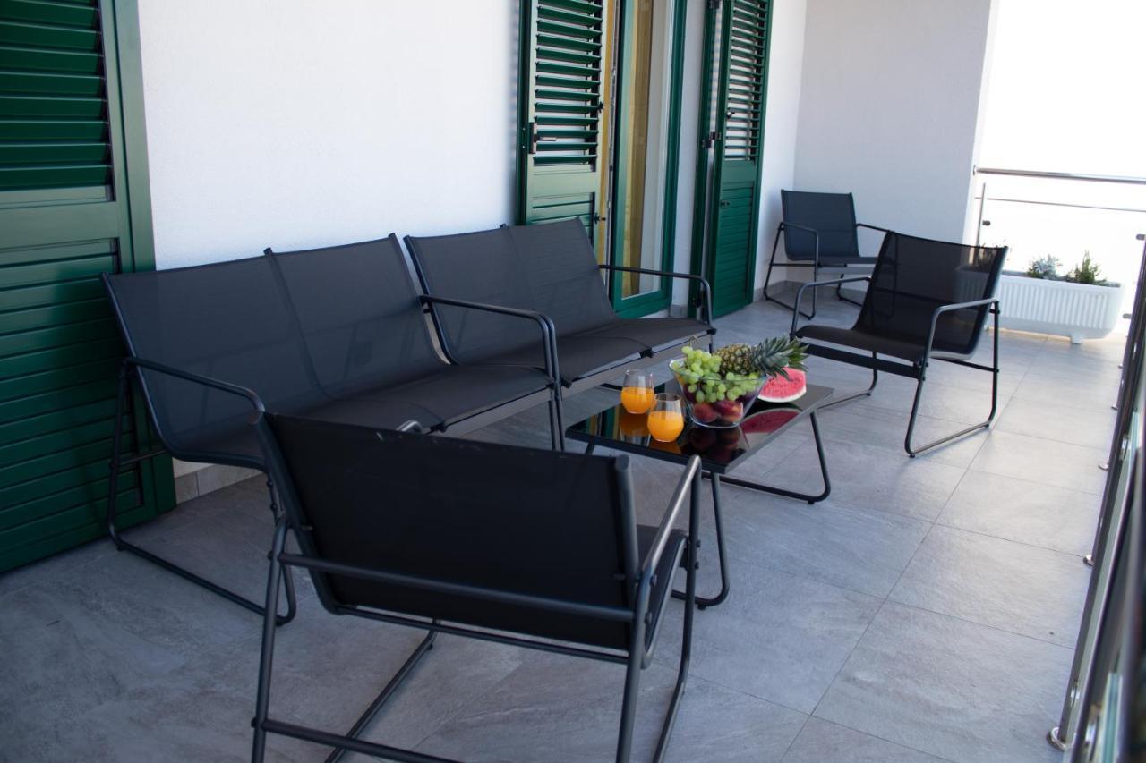 Villa Koraljka Vodice Exterior foto